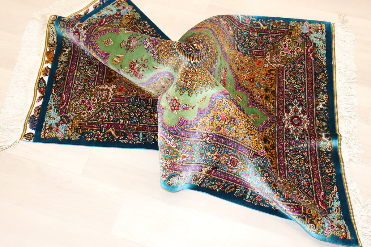 【ジャムシディ工房(マスウード)】名門が描く、黄金と緑の楽園　生命が息づく至高の一枚　クム産シルク　ID25018