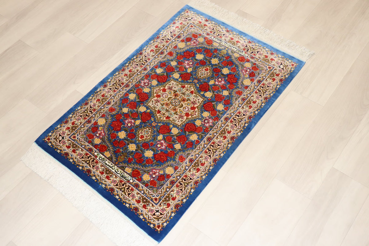 名門【ラジャビアン】鮮やかな青に咲き誇る 赤と黄色の薔薇  美の極致 クム産シルク ID25028