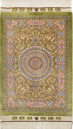 【ジェッディ工房】黄金の光を纏う、至福のグリーンクリームカラー 空間を優しく照らす一枚 ID25029