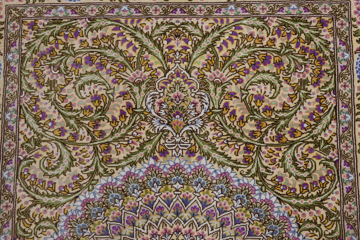 【ジェッディ工房】黄金の光を纏う、至福のグリーンクリームカラー 空間を優しく照らす一枚 ID25029