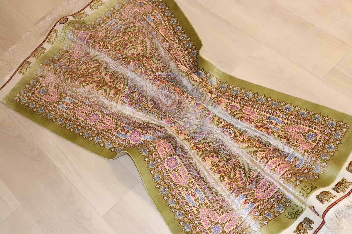 【ジェッディ工房】黄金の光を纏う、至福のグリーンクリームカラー 空間を優しく照らす一枚 ID25029