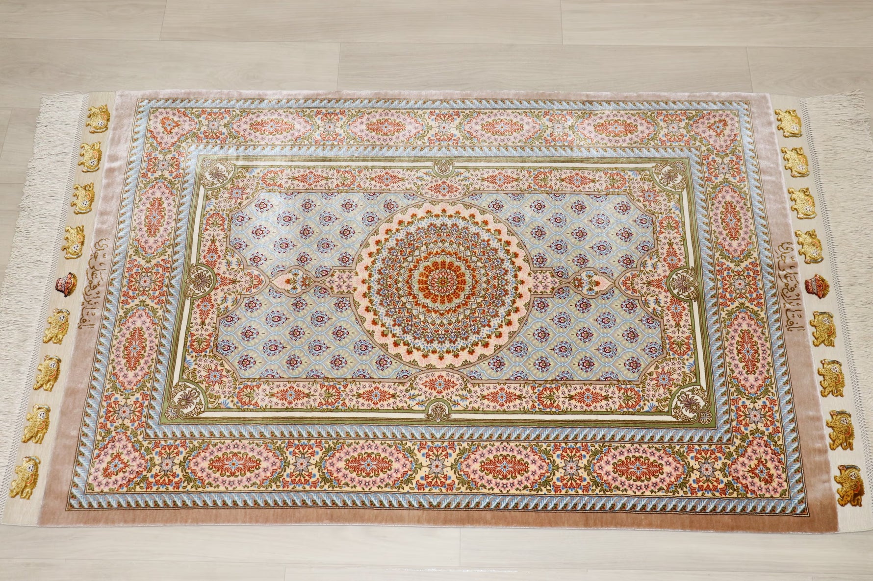 【ジェッディ工房】洗練された大人のベージュと淡い色彩が織りなす 極上のハーモニー　ID25032