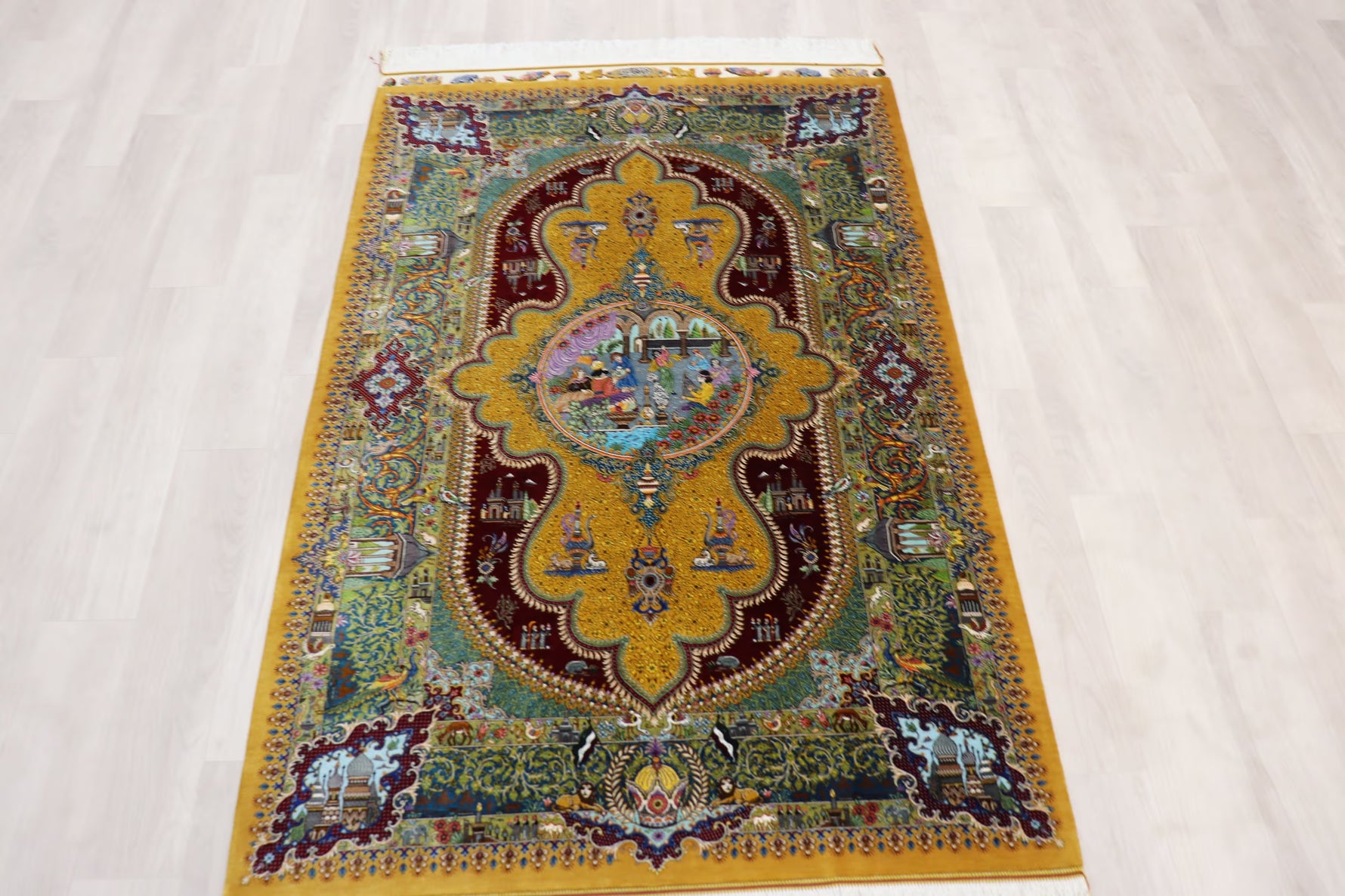 悠久の時を超える、古代ペルシャの栄華 名門【マスウード・ジャムシディ】が蘇らせた歴史絵巻　クム産シルク ID25034