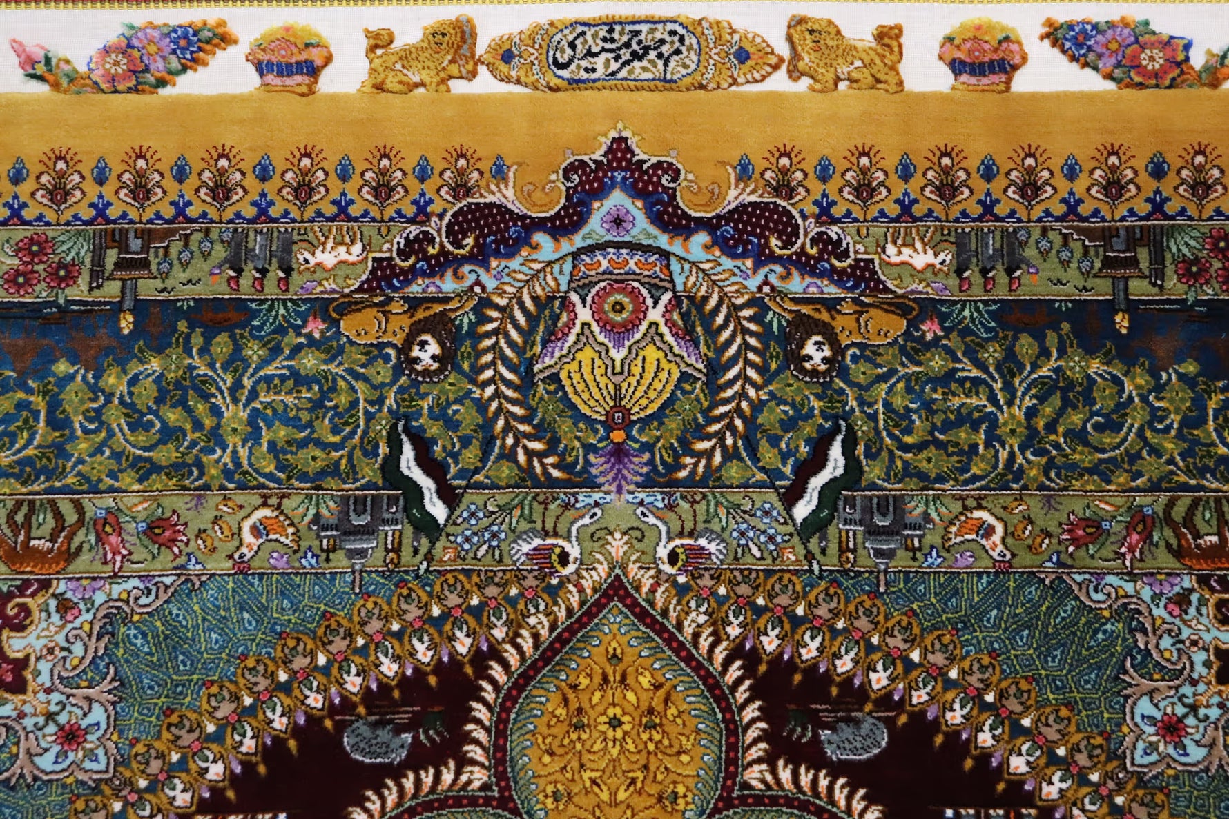 悠久の時を超える、古代ペルシャの栄華 名門【マスウード・ジャムシディ】が蘇らせた歴史絵巻　クム産シルク ID25034