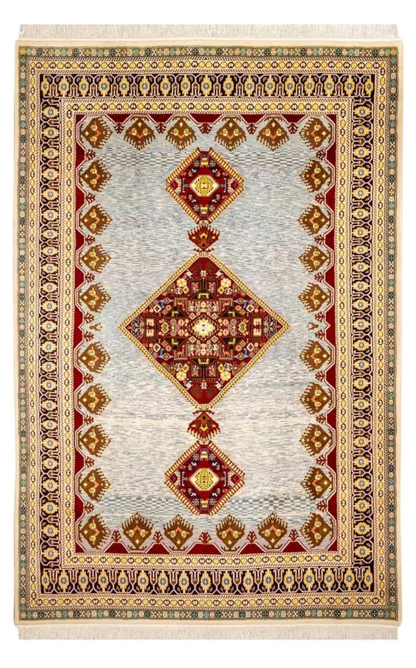 Hand-Woven Qashqai Wool Rug, Cream Medallion, 175x262cm (No.44)