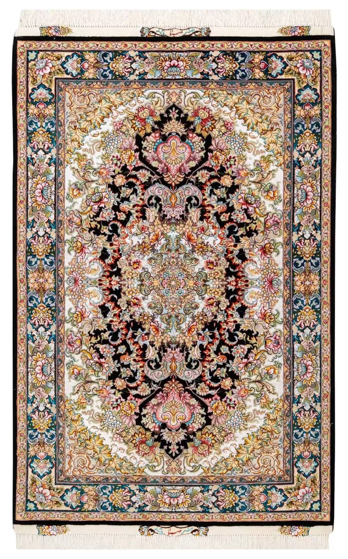 ペルシャ絨毯【タブリーズ産】サファリアン柄 tabriz-134（約1.5㎡）